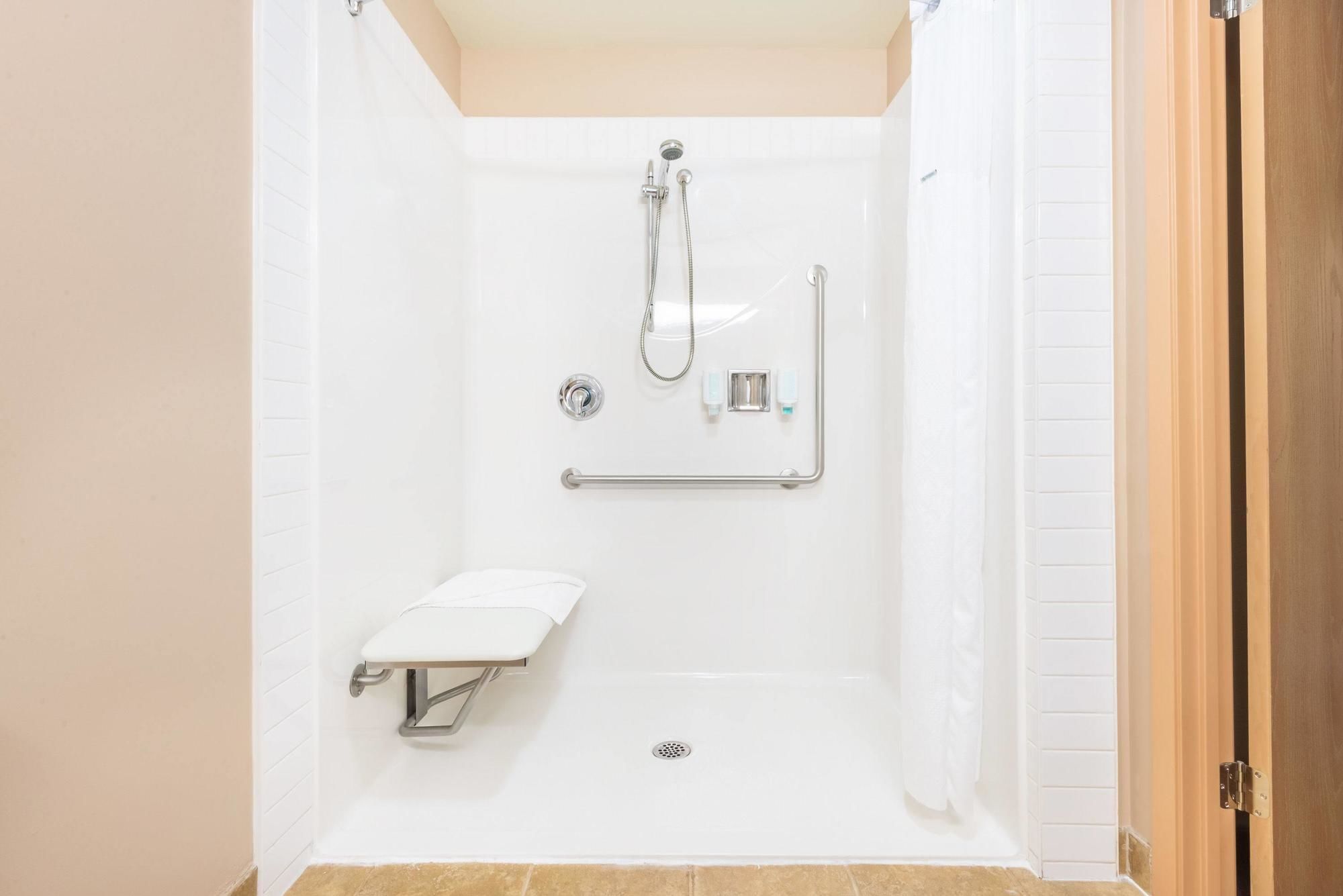 Фото Super 8 by Wyndham St Johns