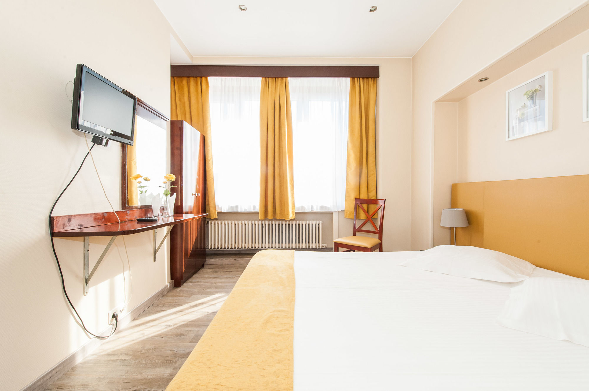 Фото Hotel de France