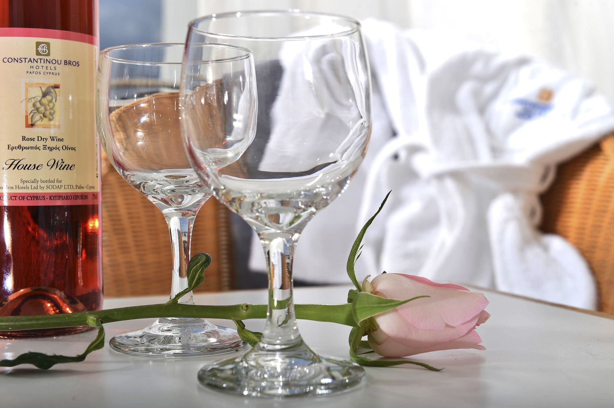 Фото Constantinou Bros Athena Royal Beach Hotel