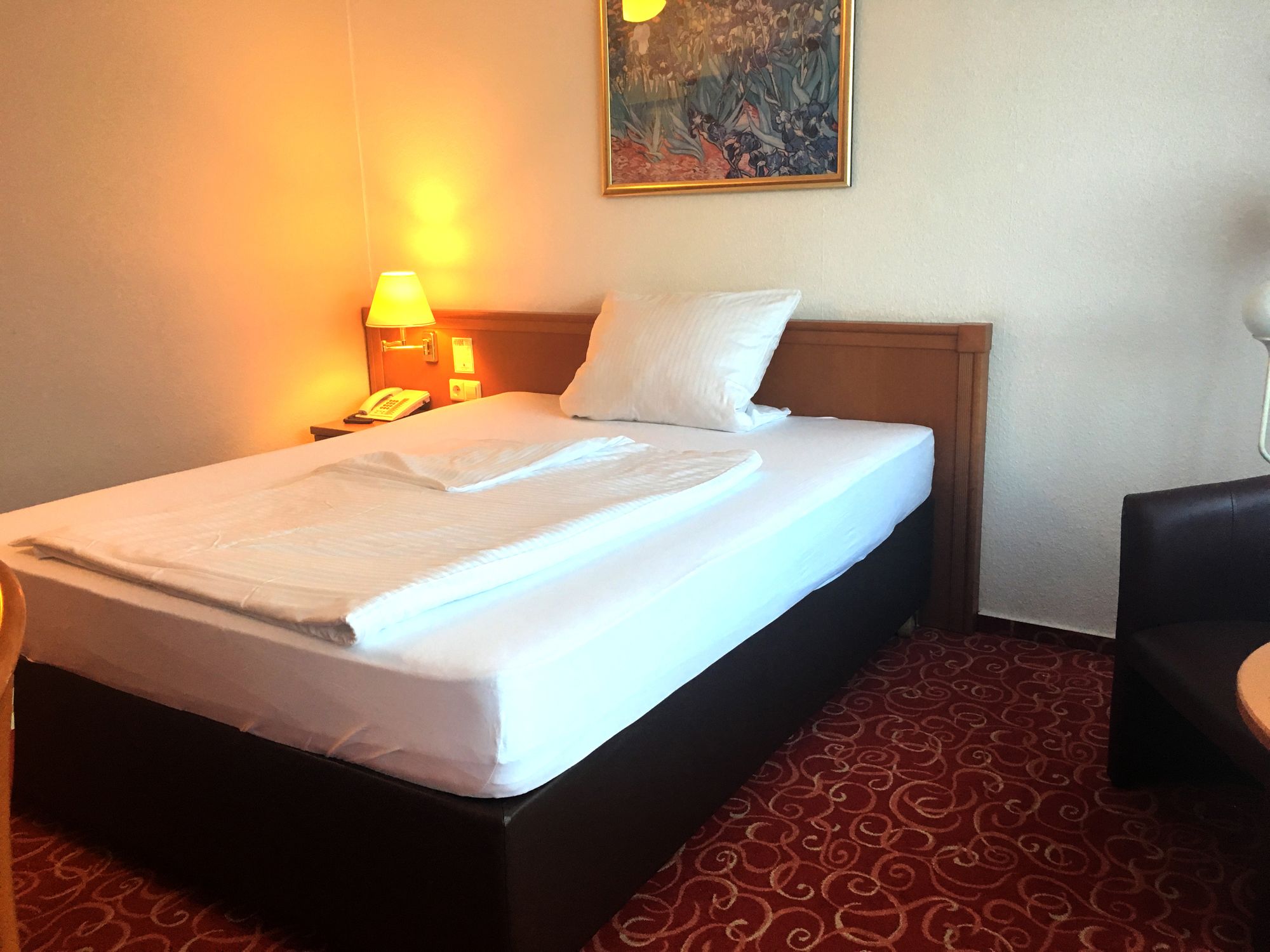 Фото Caravelle Hotel im Park