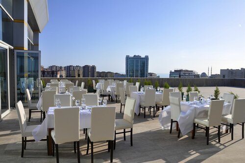 Гостиница Отель Экспоист в Эсенъюрте