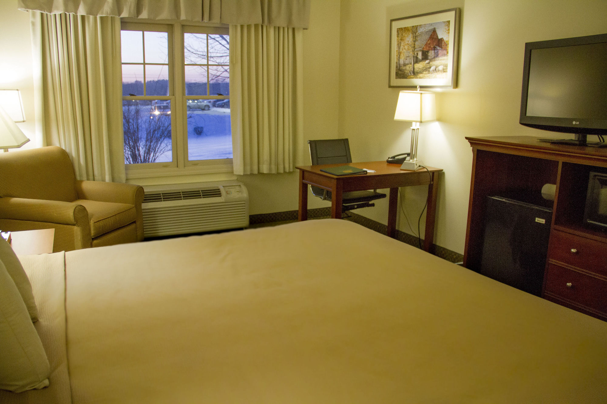 Фото Country Inn at The Mall