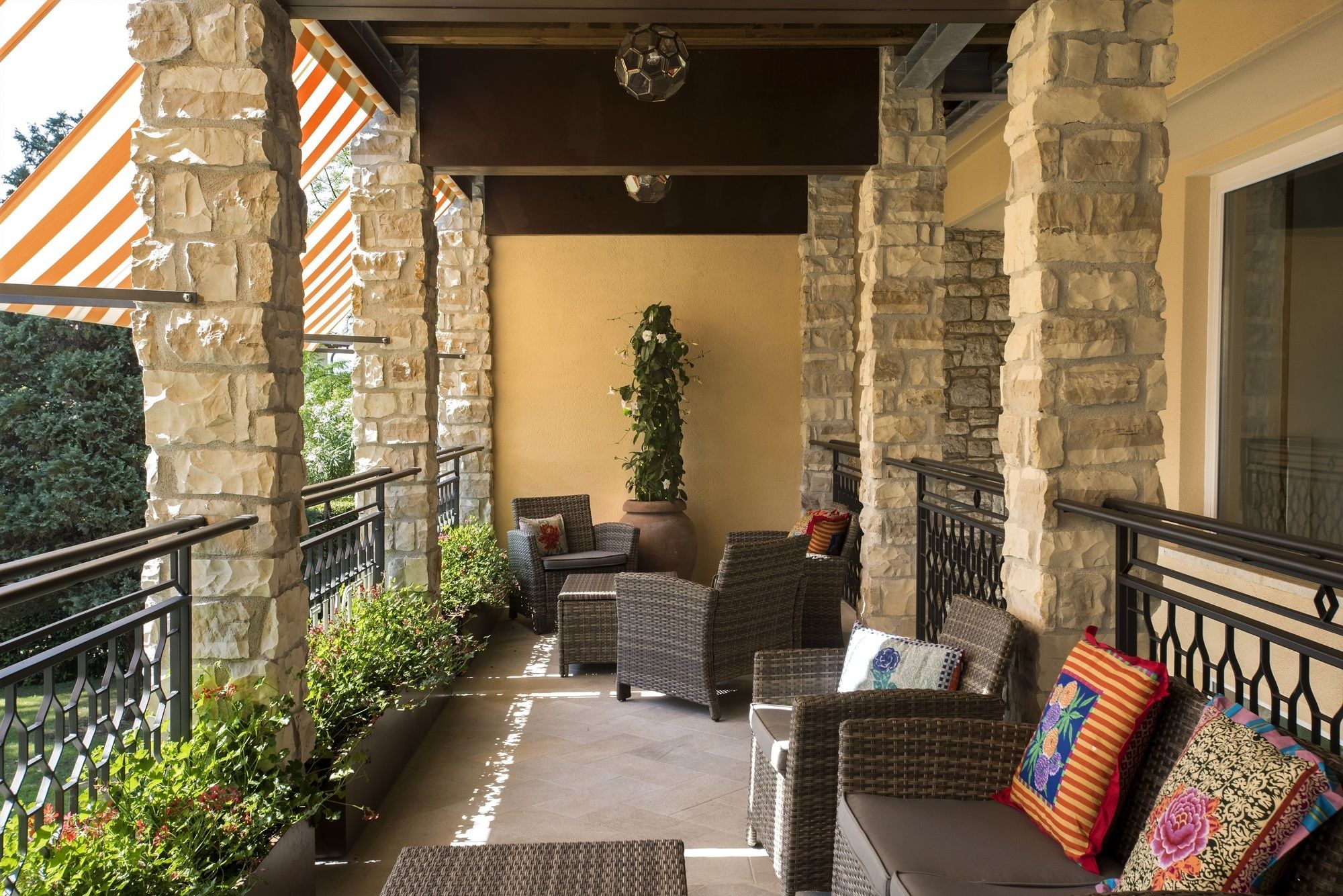 Фото Hermitage Hotel & Resort