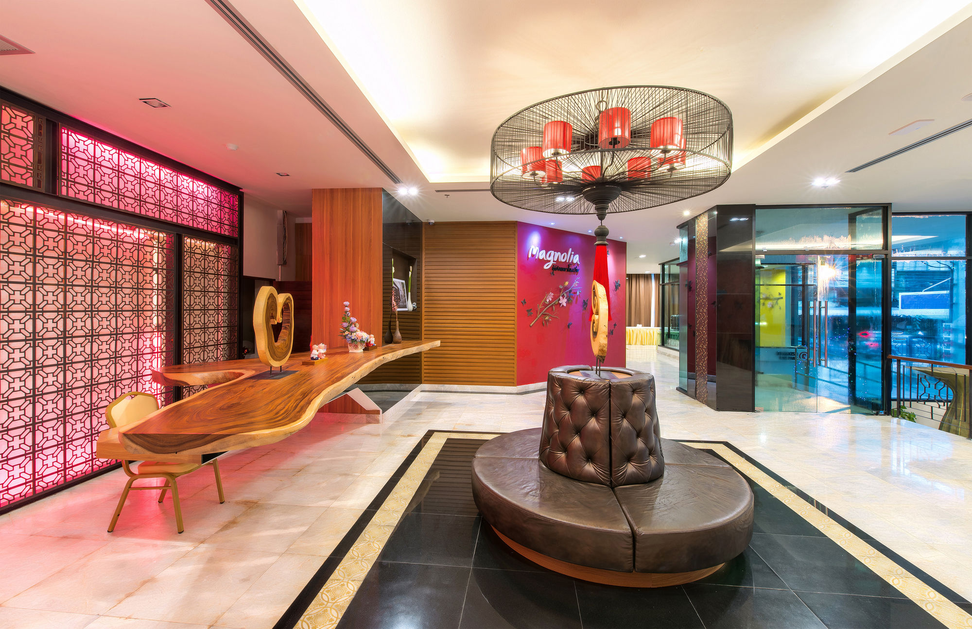 Фото Buri Sriphu Hotel & Convention Centre