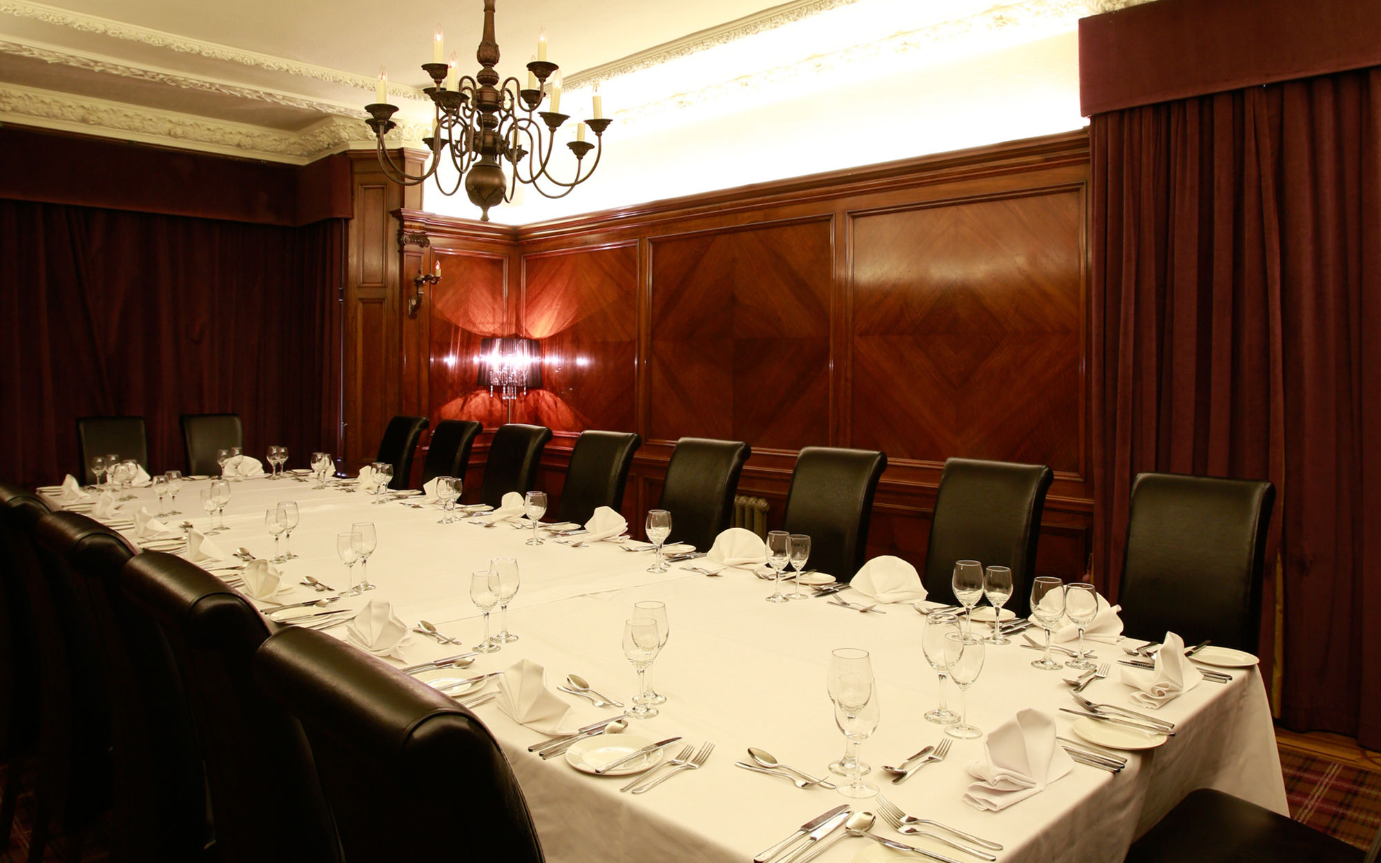 Фото The Lynnhurst Hotel