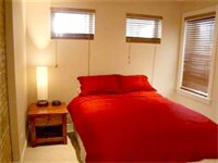 Фото Roscoe Village Guesthouse