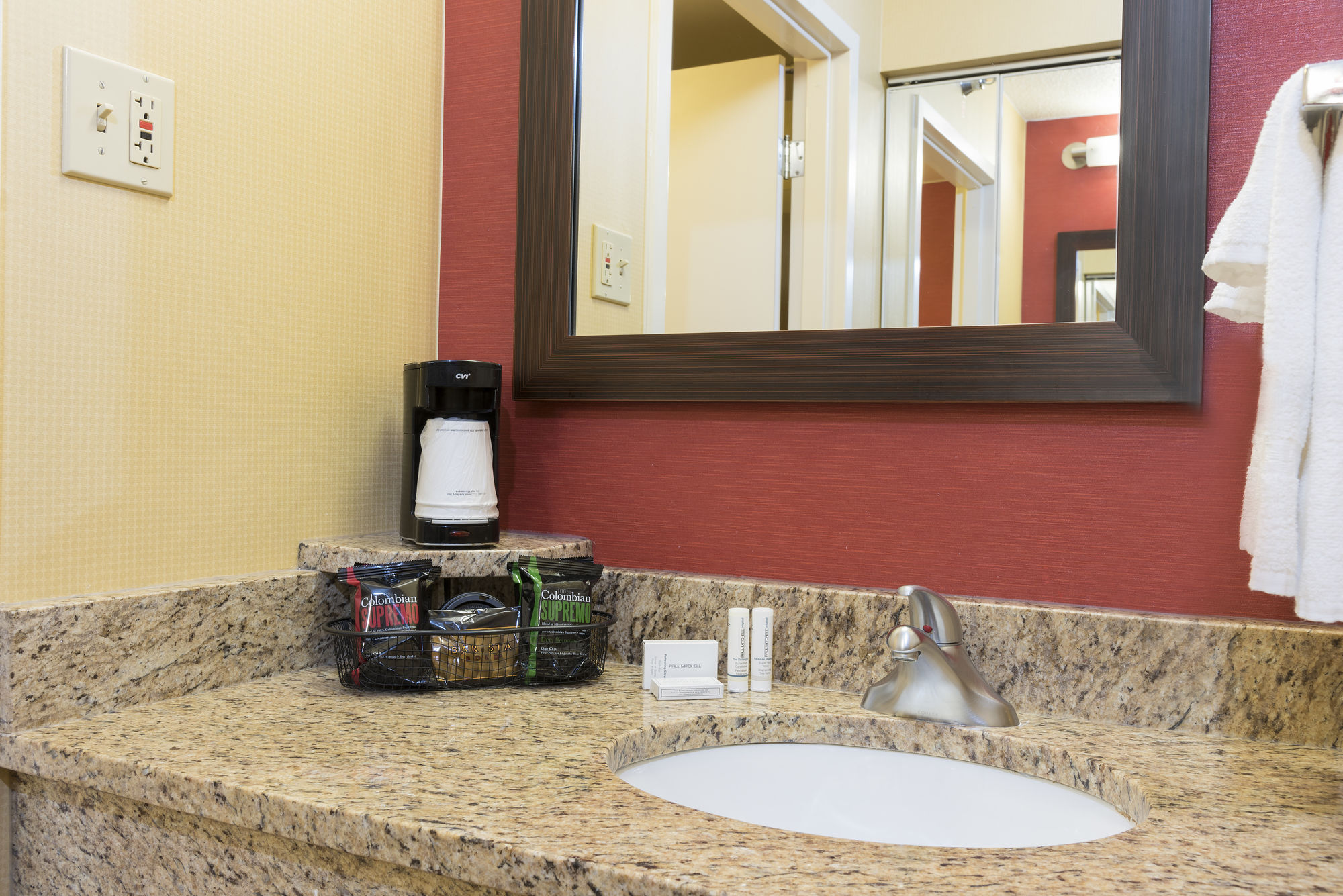 Фото Courtyard Bowling Green Convention Center