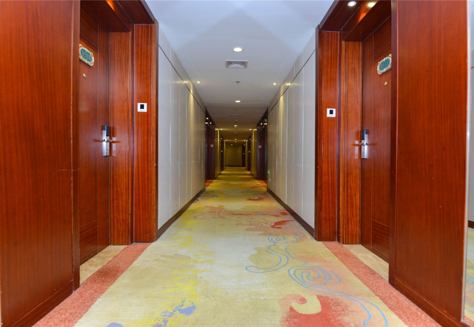 Фото Vienna International Hotel World Expo