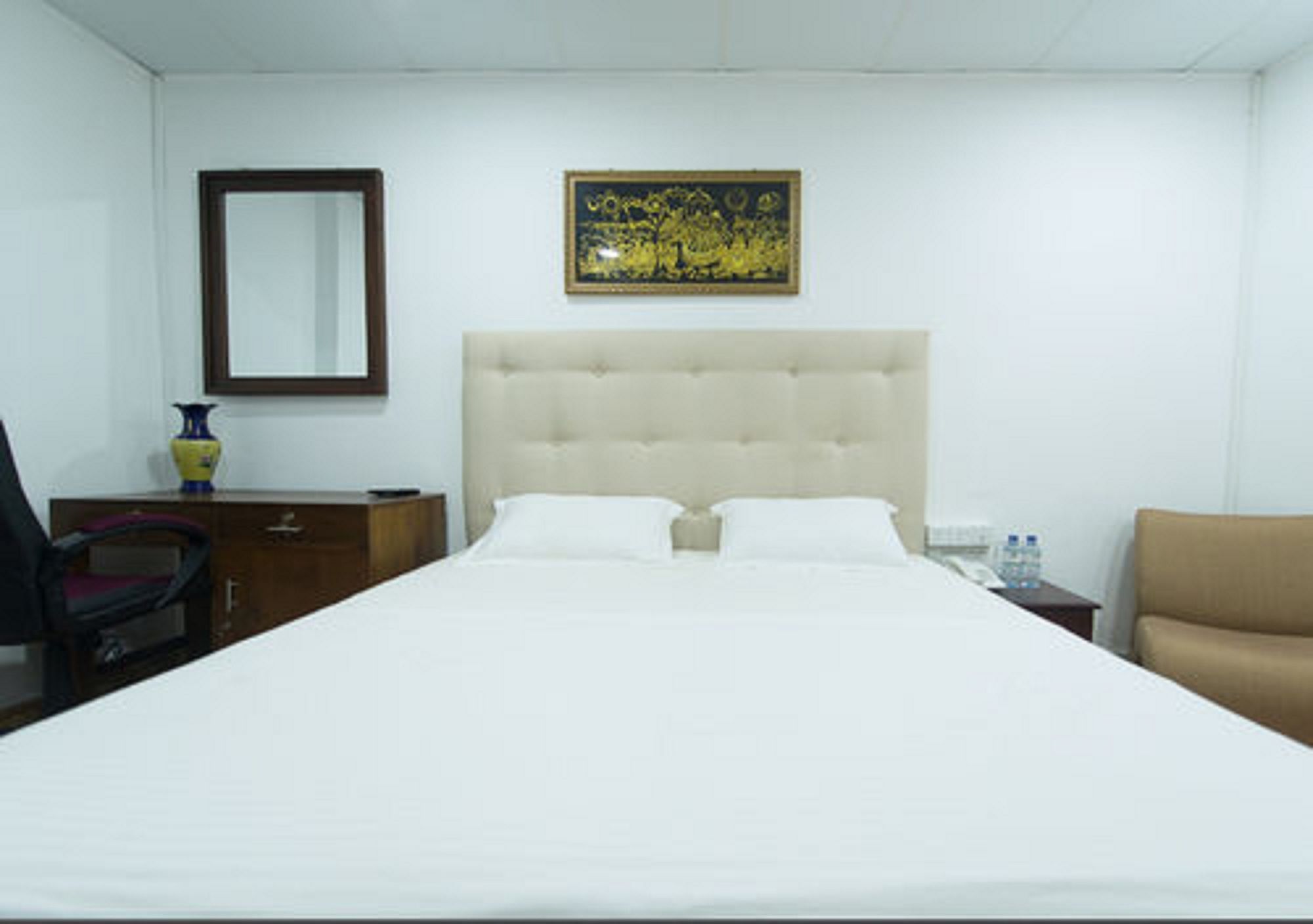 Фото Metro City Hotel