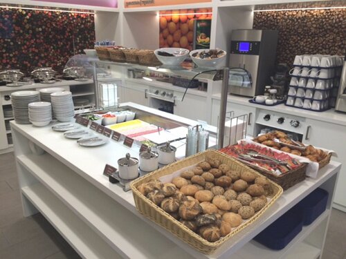 Внешний вид отеля Hampton by Hilton Frankfurt City Centre Messe в Франкфурте-на-Майне, фото 3