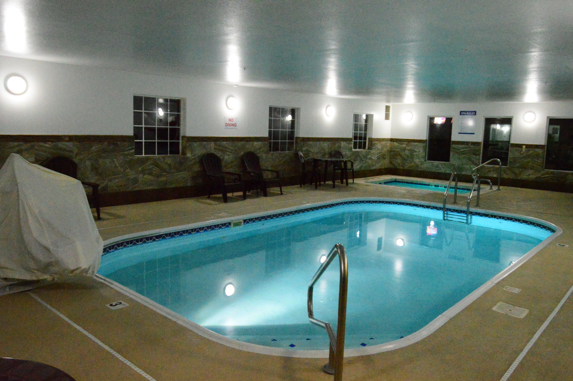 Фото FairBridge Inn Express