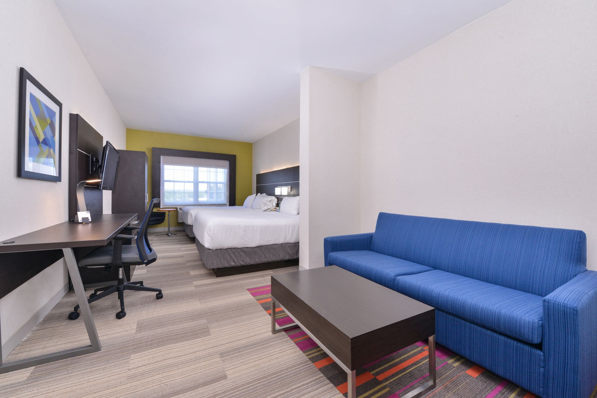 Фото Holiday Inn Express Mystic, an Ihg Hotel