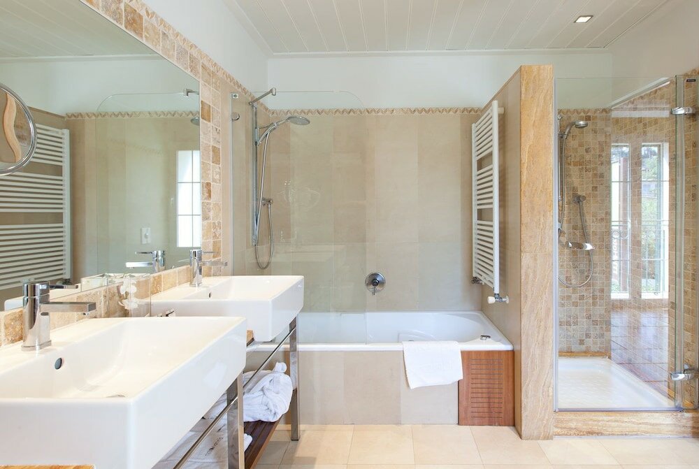 Фото Hotel Les Rotes