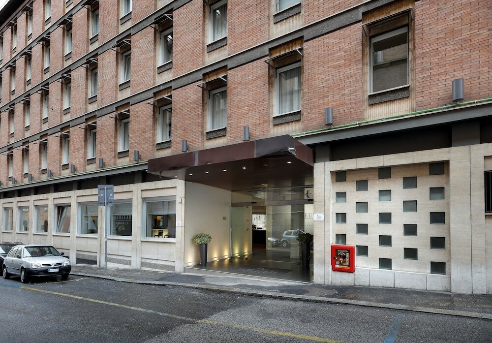 Фото отеля 1