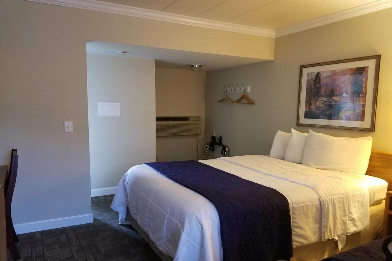 Фото The University Inn Ann Arbor