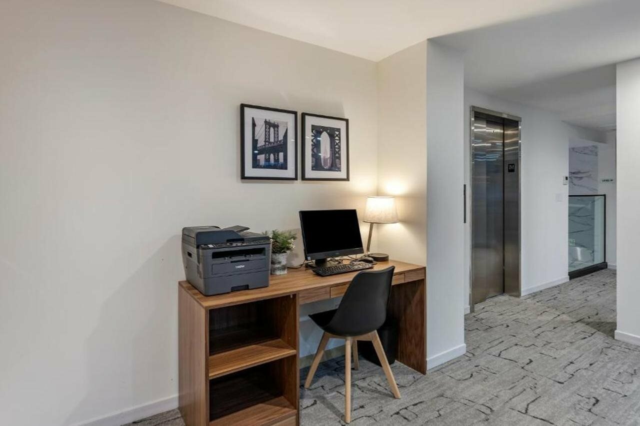 Фото Best Western Plus Soho Hotel