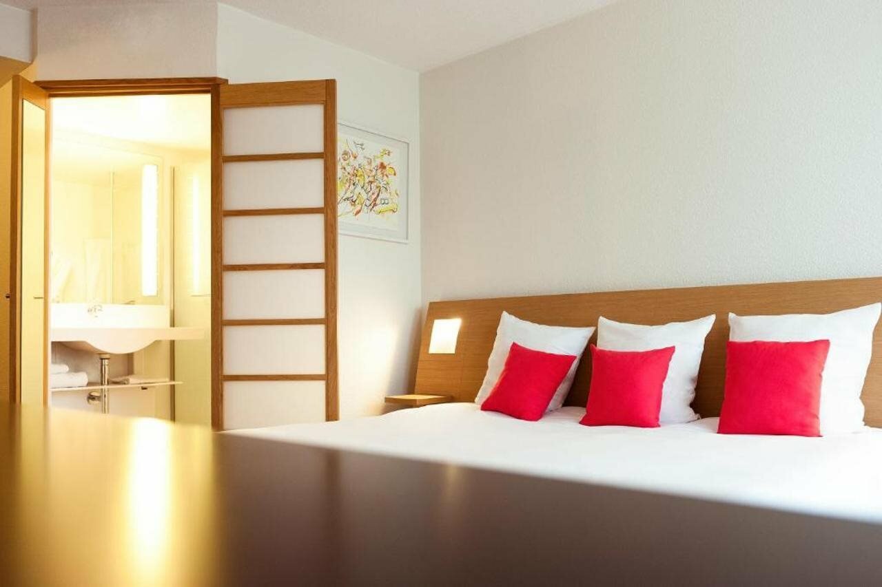 Фото Novotel Lille Centre Gares