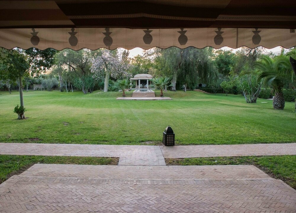 Фото Palais Rhoul & SPA