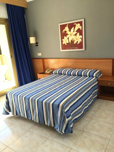 Внешний вид отеля Hotel Bon Repos в Калелье, фото 4