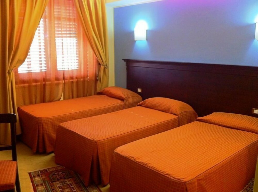 Фото Sammartano Hotel