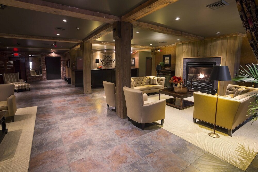 Фото Cork Factory Hotel
