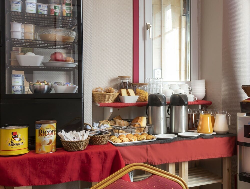 Фото Hôtel Montsouris Orléans