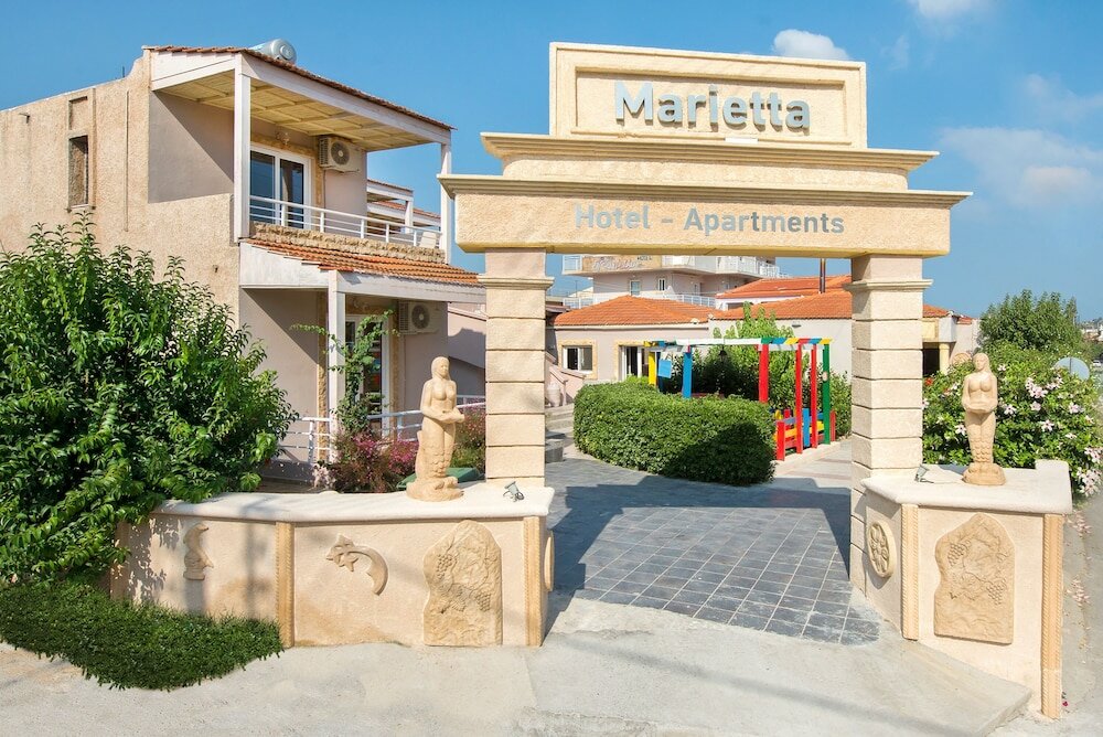 Фото Marietta Hotel & Apartments