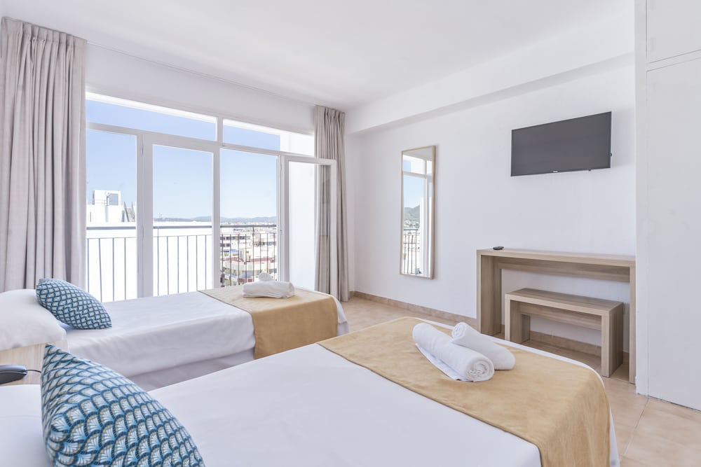 Фото Suncoast Ibiza Hotel - Adults Only -