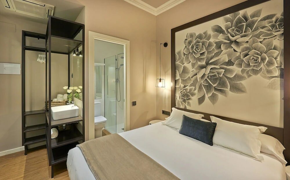 Фото Hostal Central Barcelona