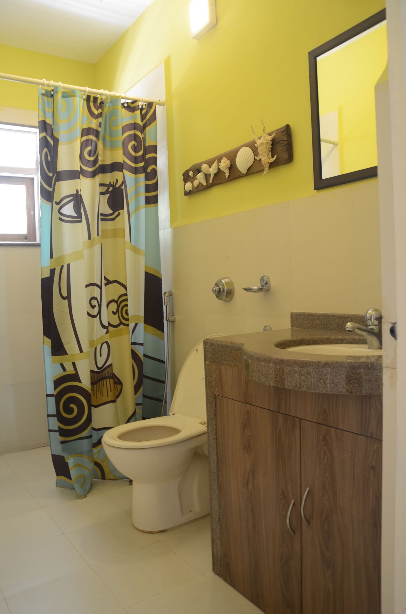 Фото A's Holiday Beach Resort