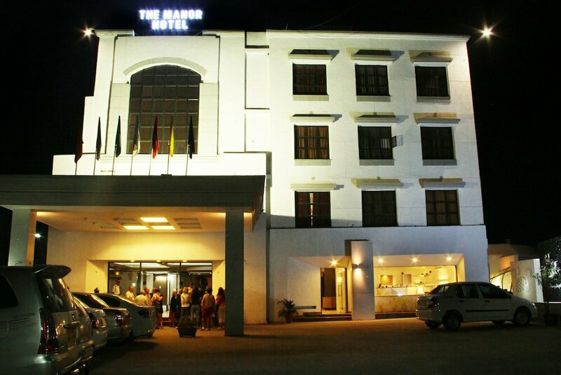 Гостиница The Manor Hotel в Аурангабаде