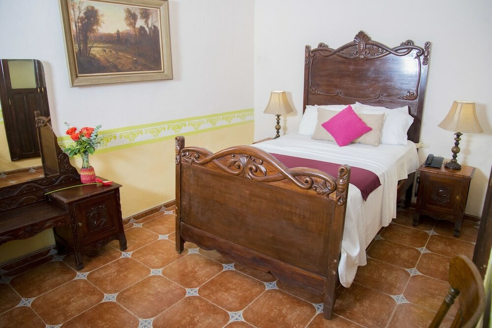 Фото Casa De Las Columnas