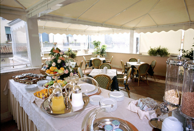 Фото 214845971254