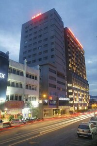 Гостиница Hotel Excelsior в Ипохе