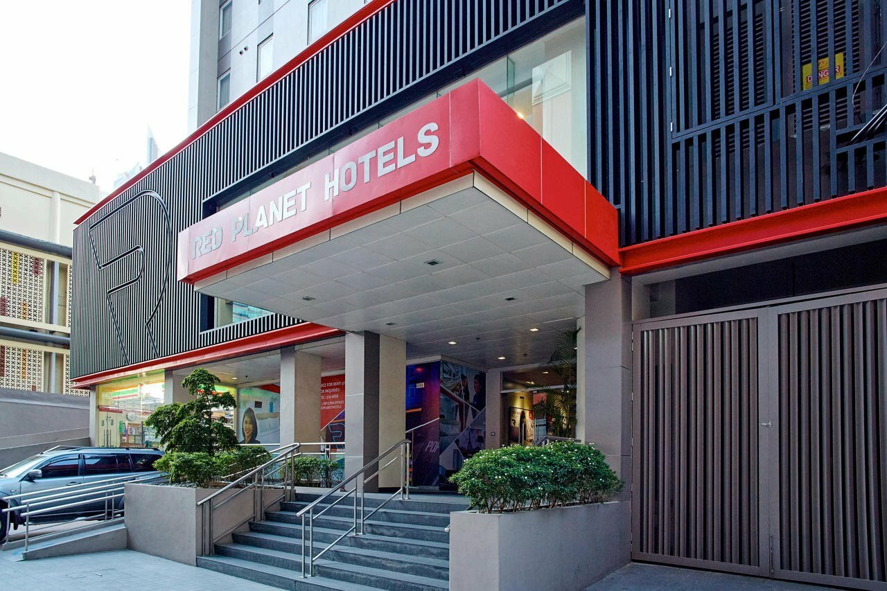 Фото Red Planet Makati Amorsolo
