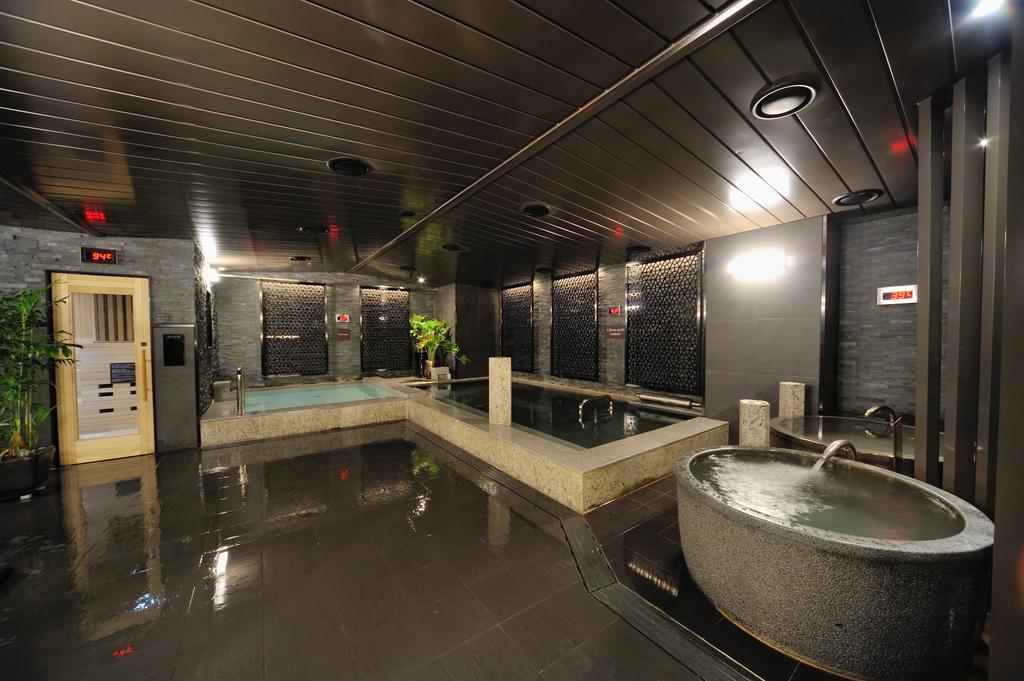 Фото Dormy Inn Premium Seoul Garosugil