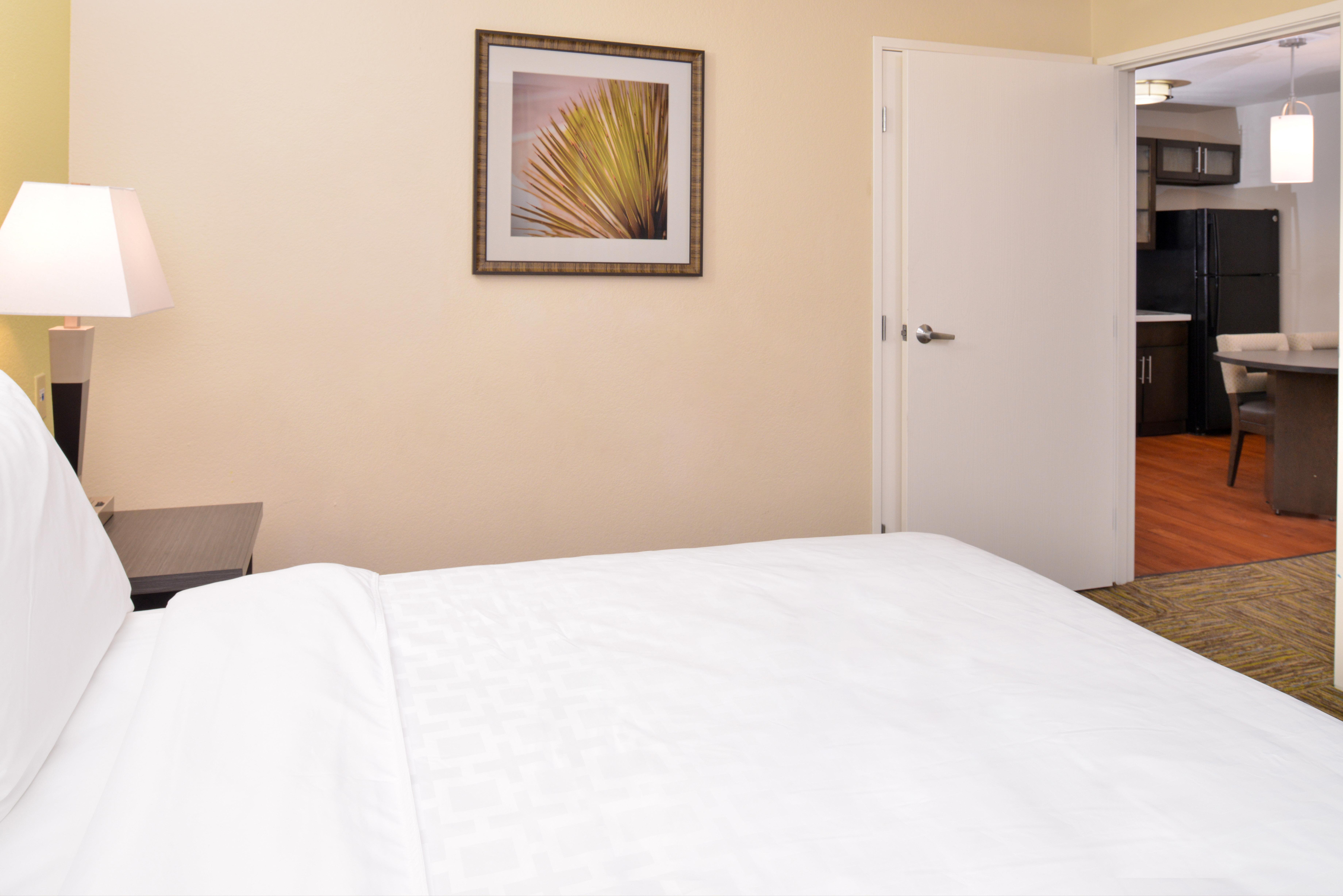 Фото Candlewood Suites Austin-Round Rock, an Ihg Hotel