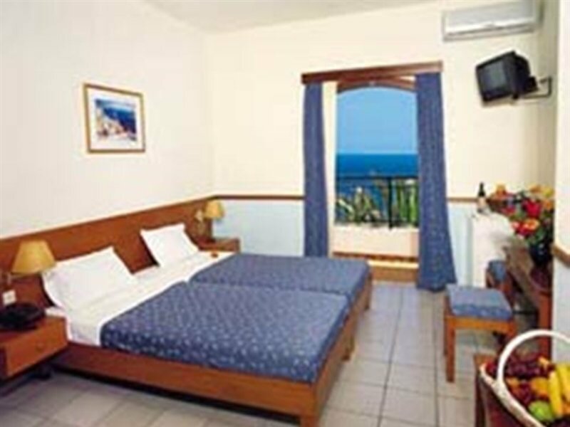 Фото Mari Kristin Beach Hotel - Adults Only