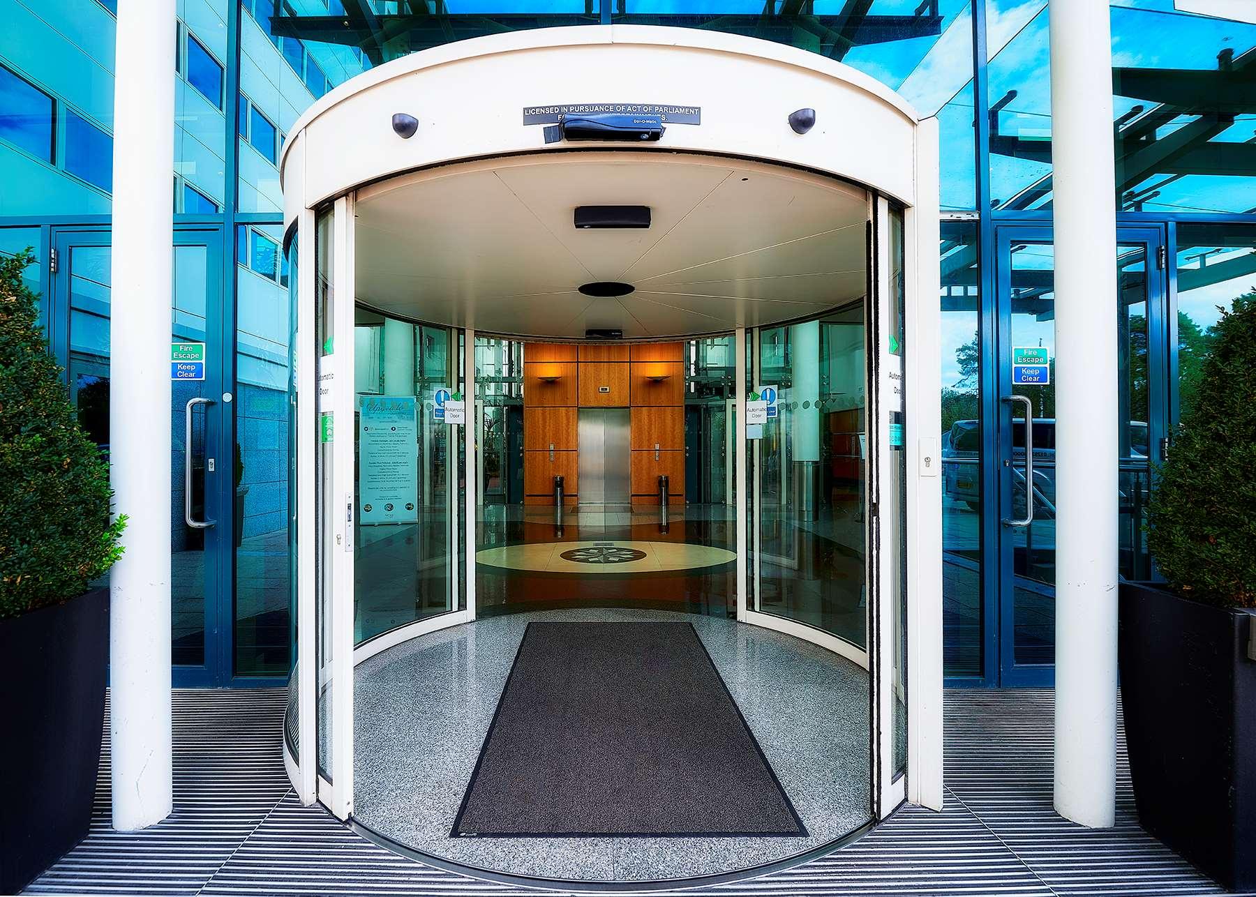 Фото Arora Hotel Gatwick