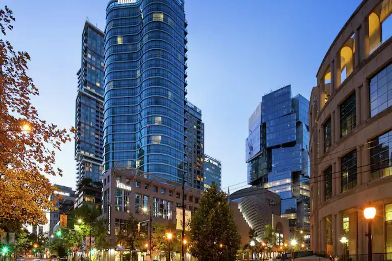 Фото Hilton Vancouver Downtown