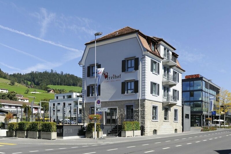 Гостиница Top Hotel Freihof Unteraegeri