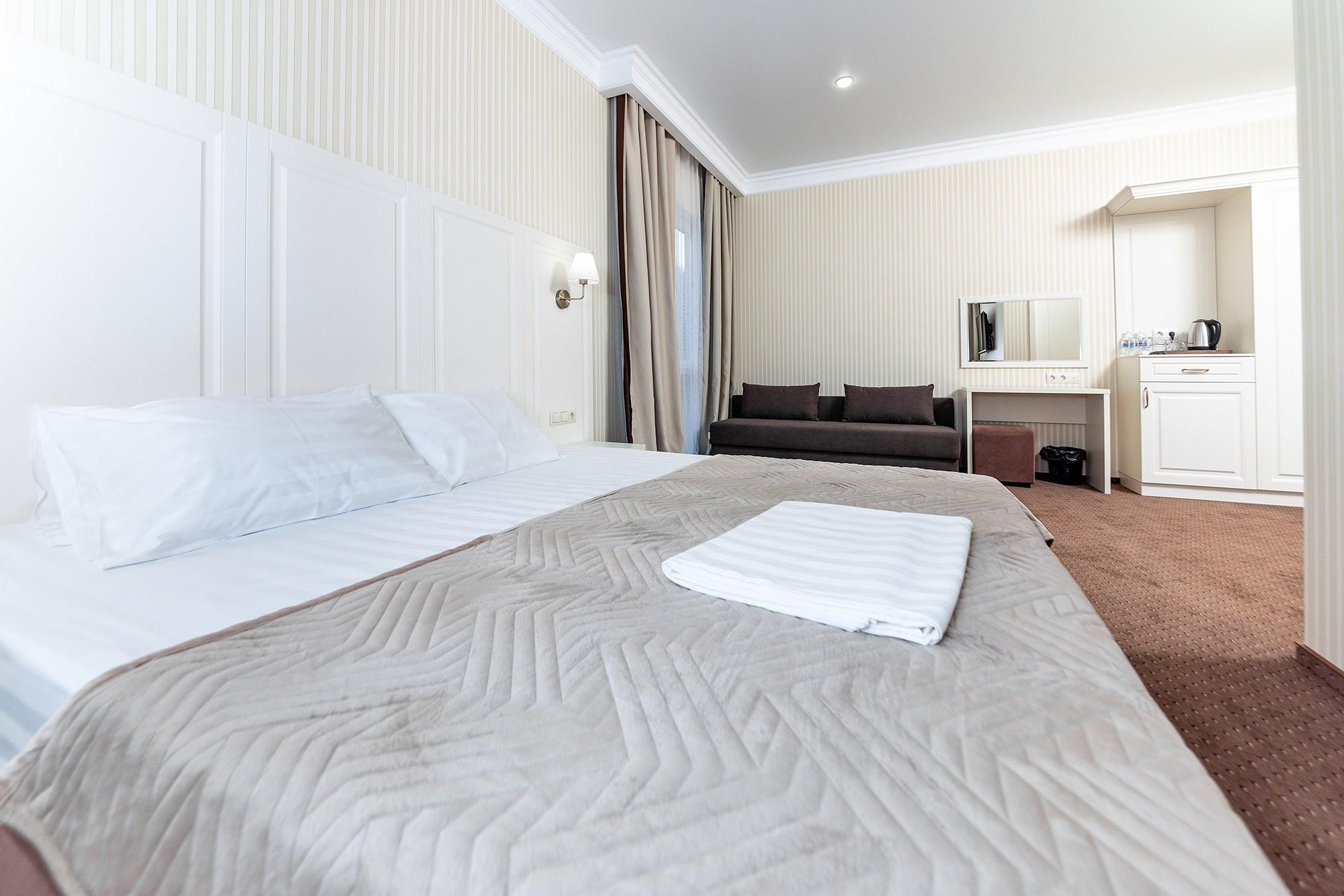 Фото Adriatic Hotel