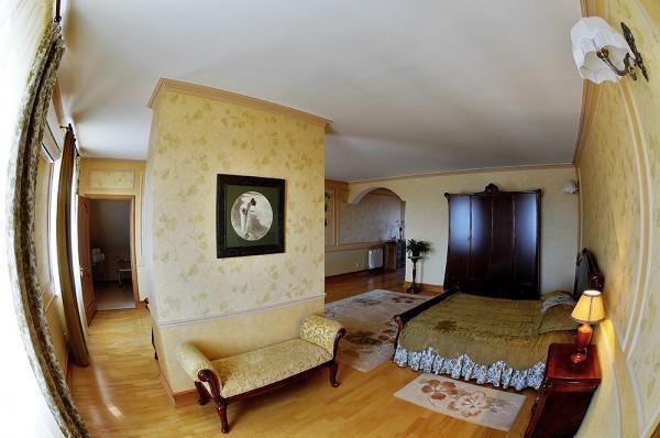 Фото Зорянка