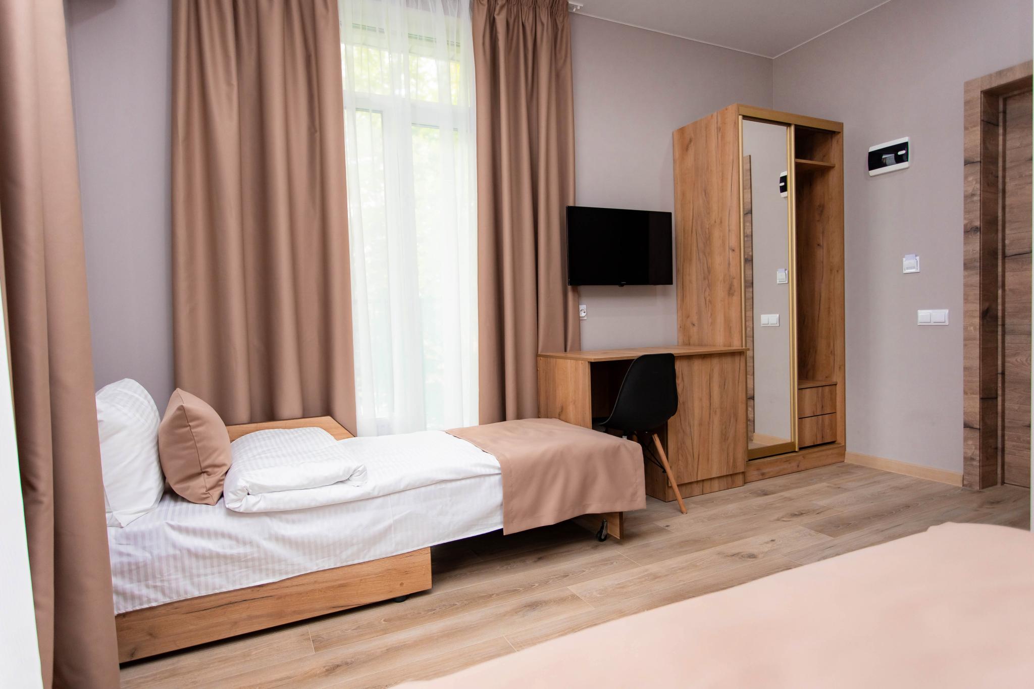 Фото Карс Делюкс