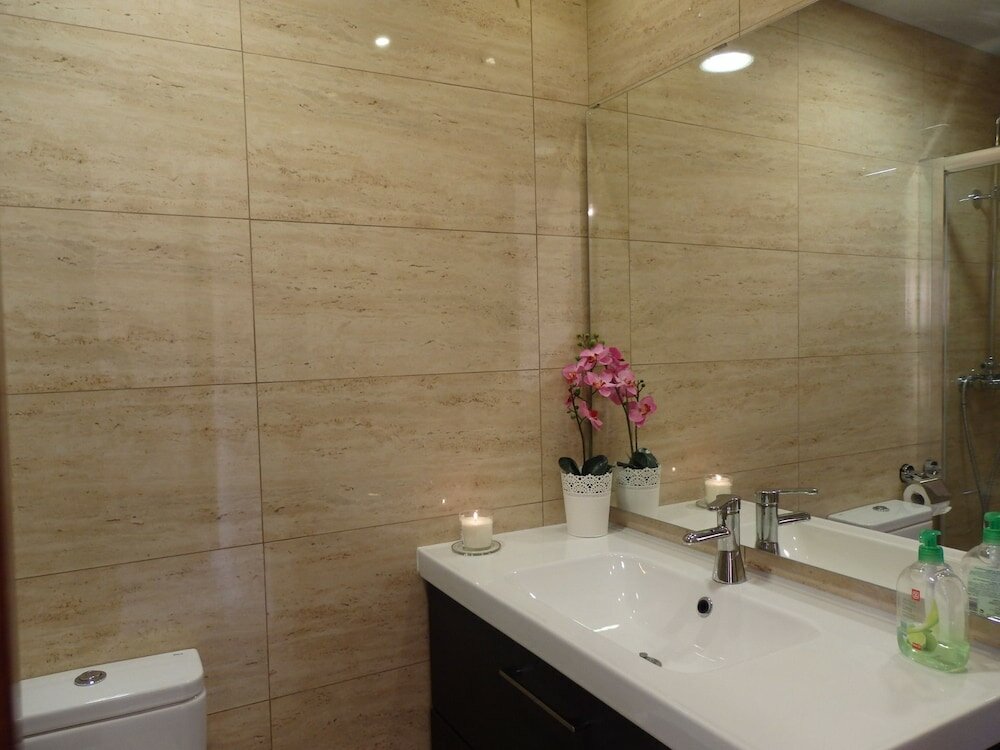 Фото Waterfront Hotel Sunset Beach Apartment