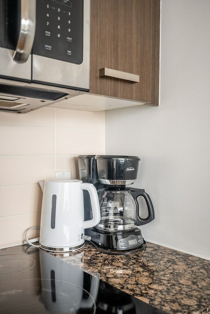 Фото Апарт-отель Globalstay Burano Condos in Downtown Toronto