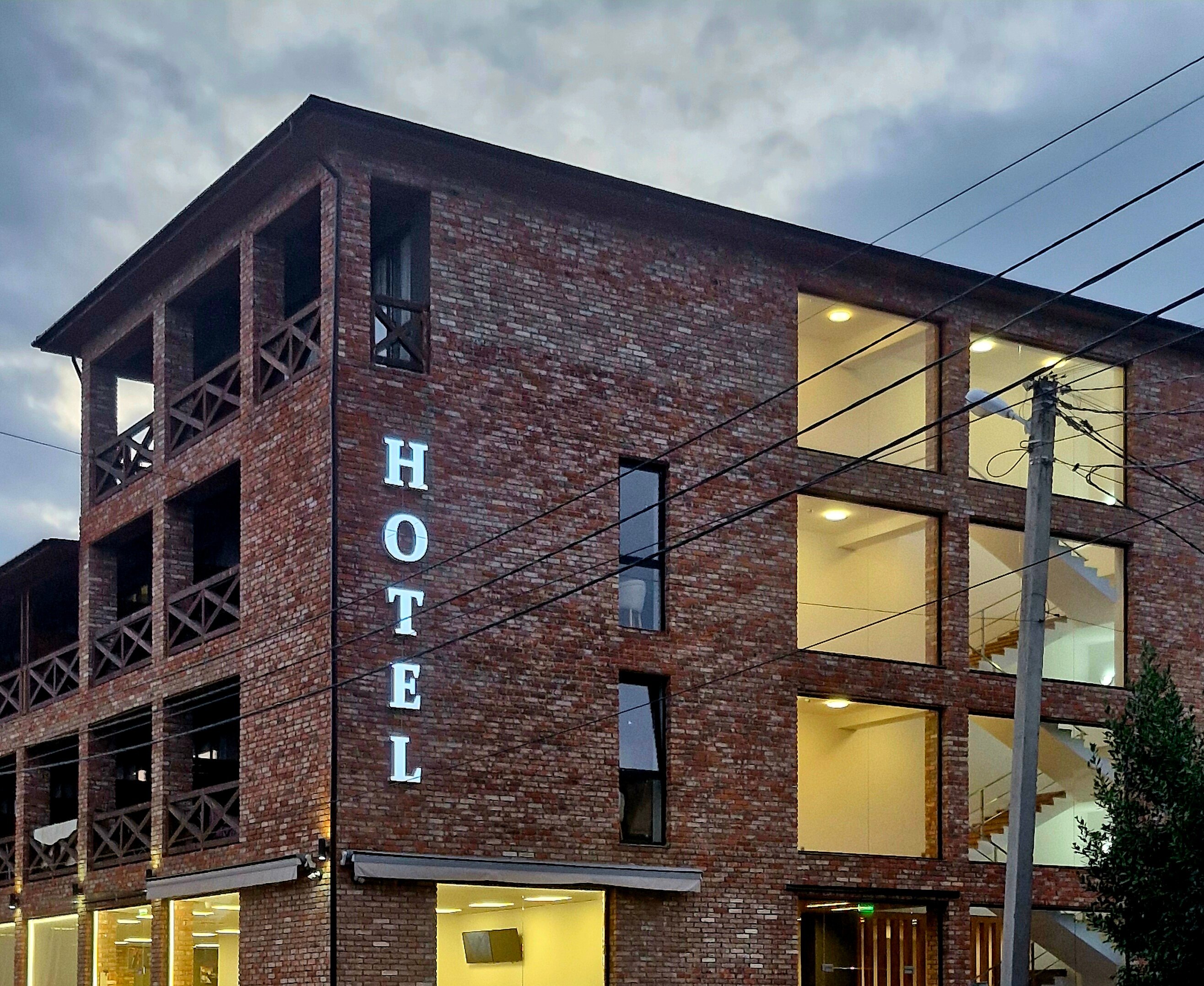 Фото отеля 1