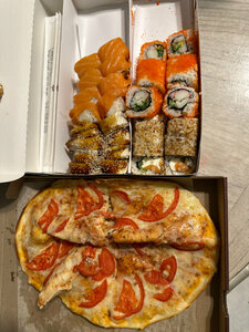 Ginger Sushi (Qurmanbek Jandarbekov kóshesi, 128), sushi bar