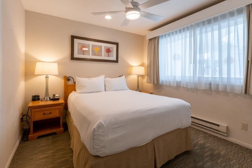 Фото San Clemente Cove