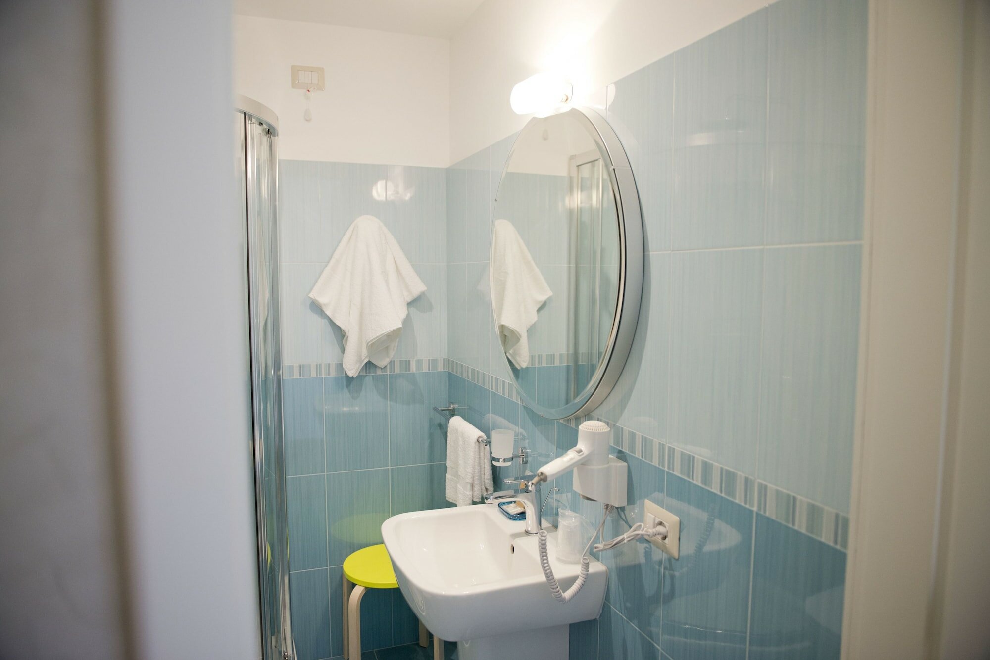 Фото Garibaldi R&b